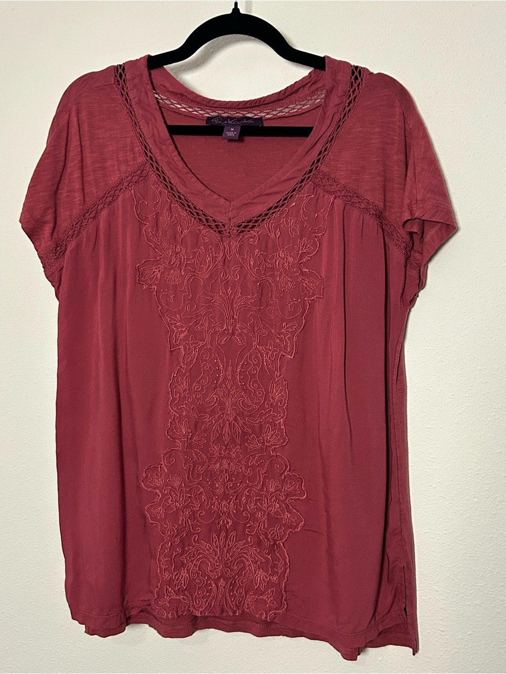 Gloria Vanderbilt V-Neck Short Sleeve Tee
